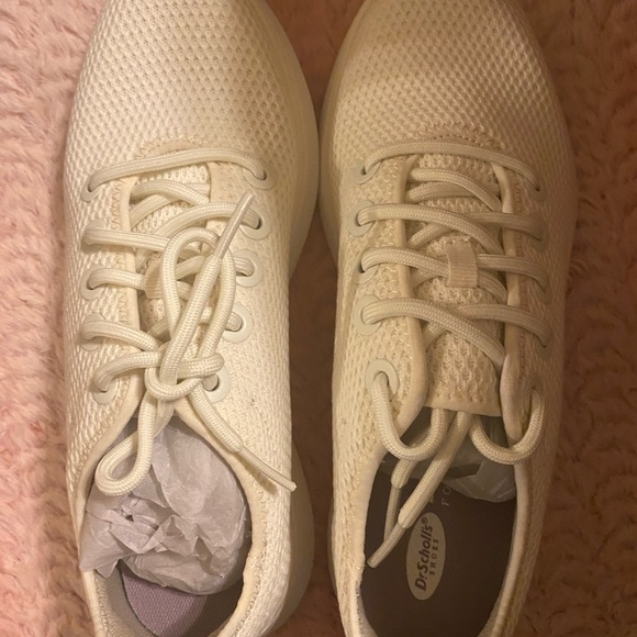 Dr. Scholl’s Freestep Shoes - Picture 1 of 4